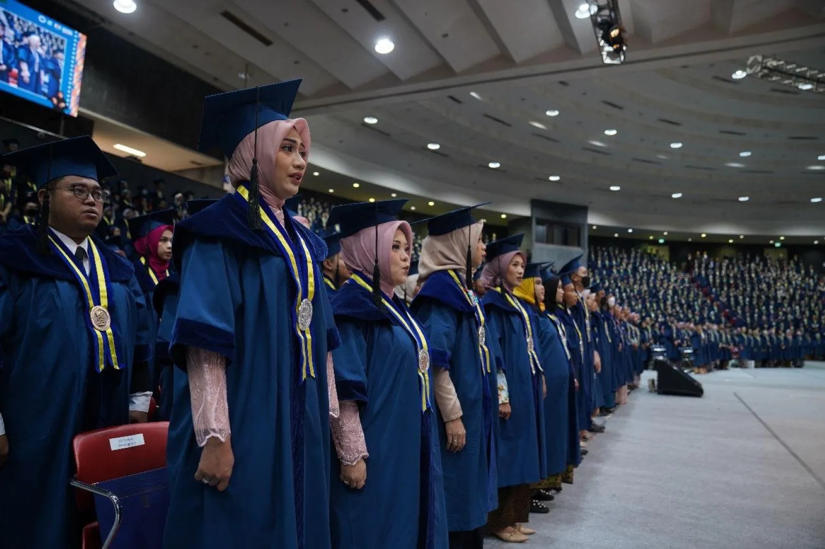ITB Graduated 2,219 Graduates at the April 2023 Graduation - Arnott Ferels