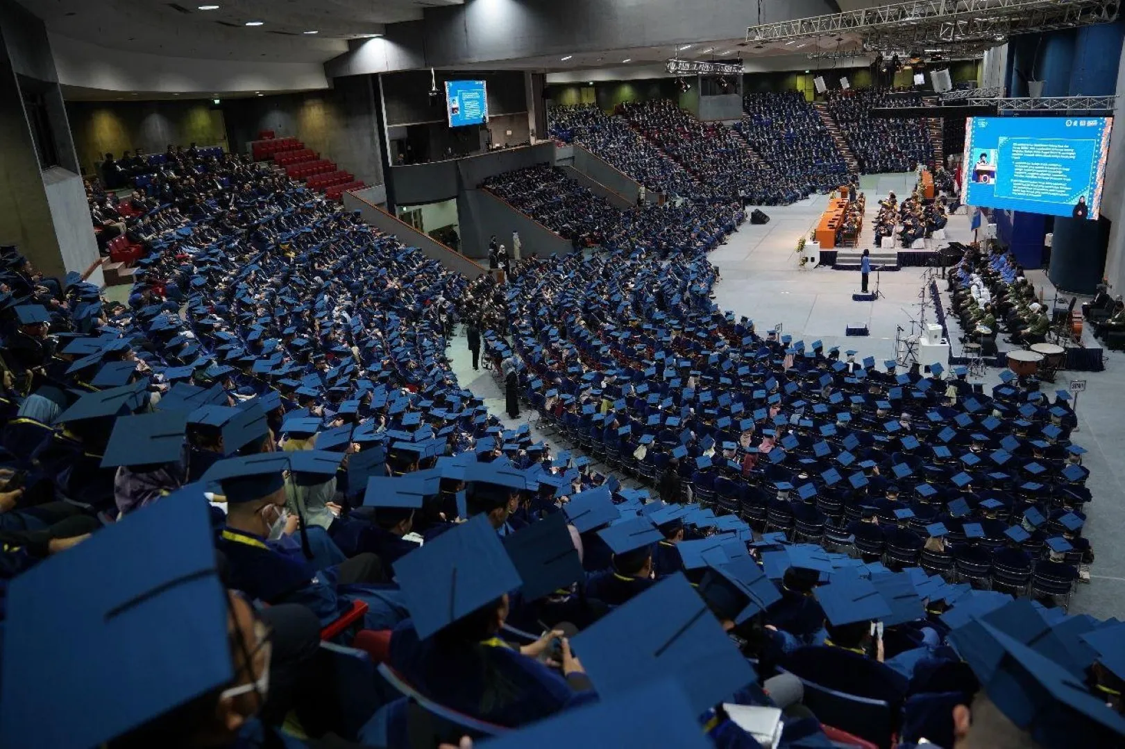 ITB Graduated 2,219 Graduates at the April 2023 Graduation