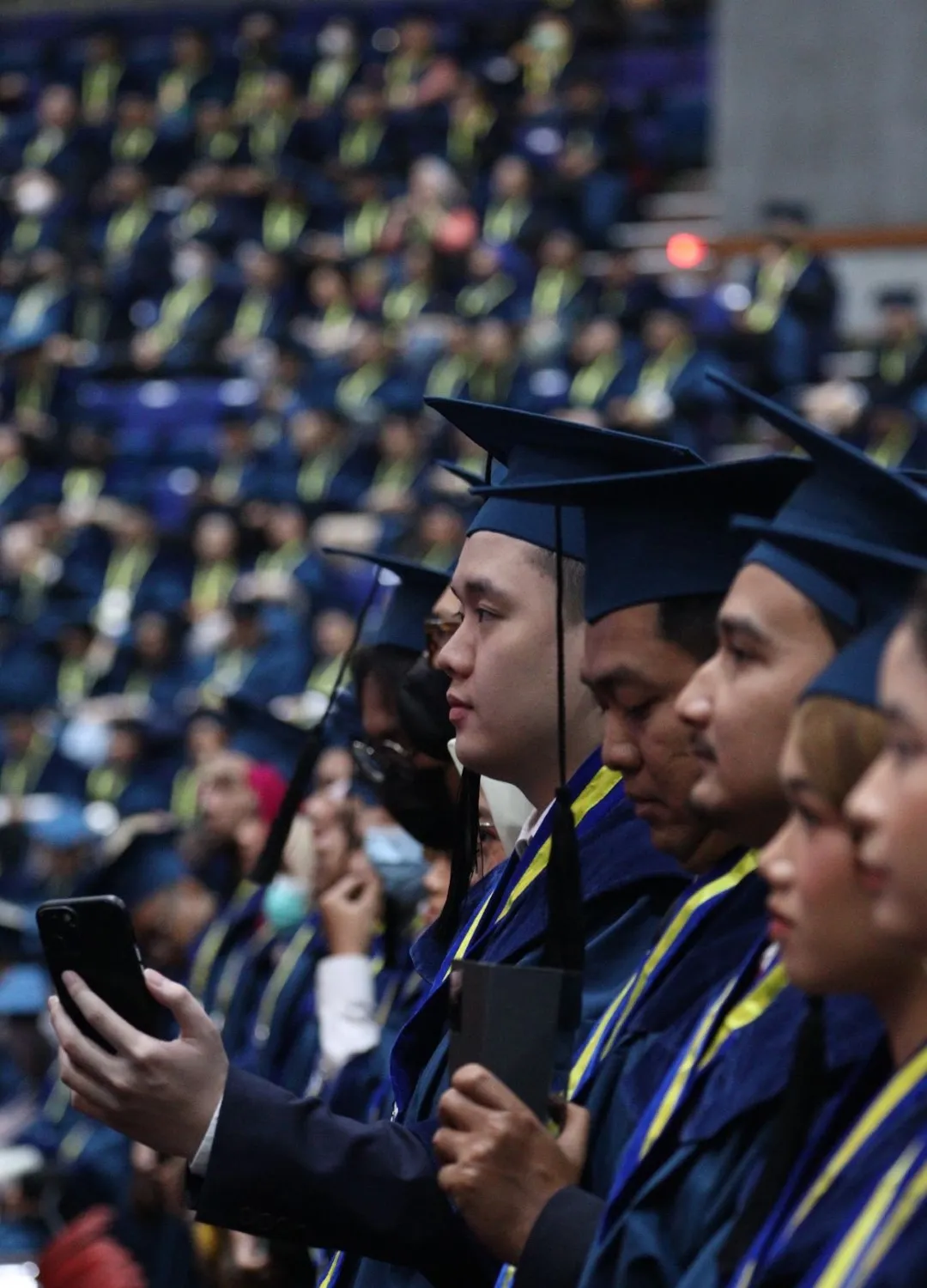 ITB Graduated 2,219 Graduates at the April 2023 Graduation