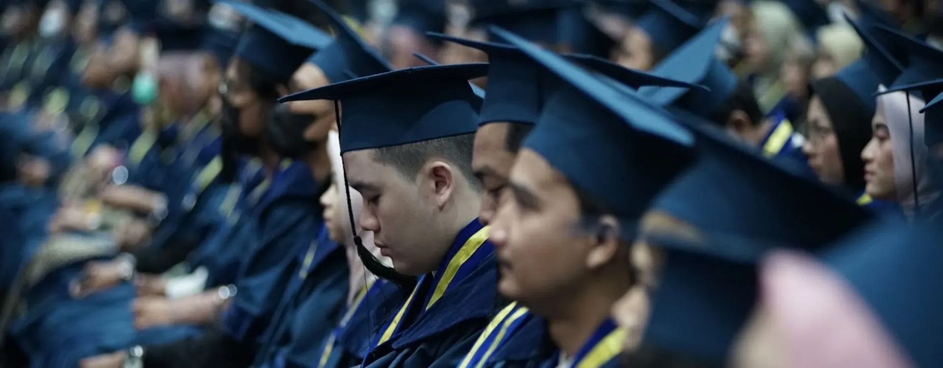 ITB Graduated 2,219 Graduates at the April 2023 Graduation