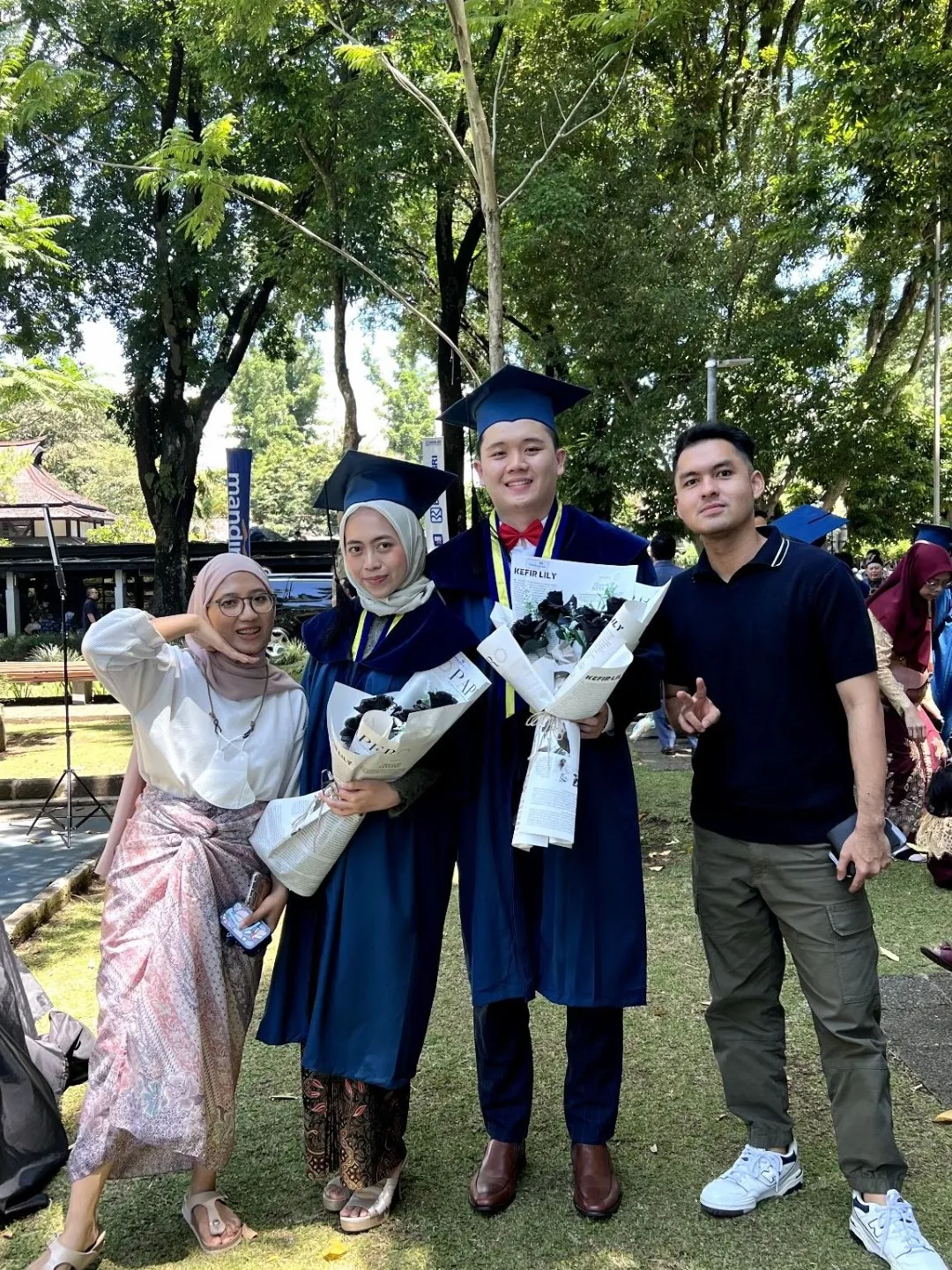 ITB Graduated 2,219 Graduates at the April 2023 Graduation