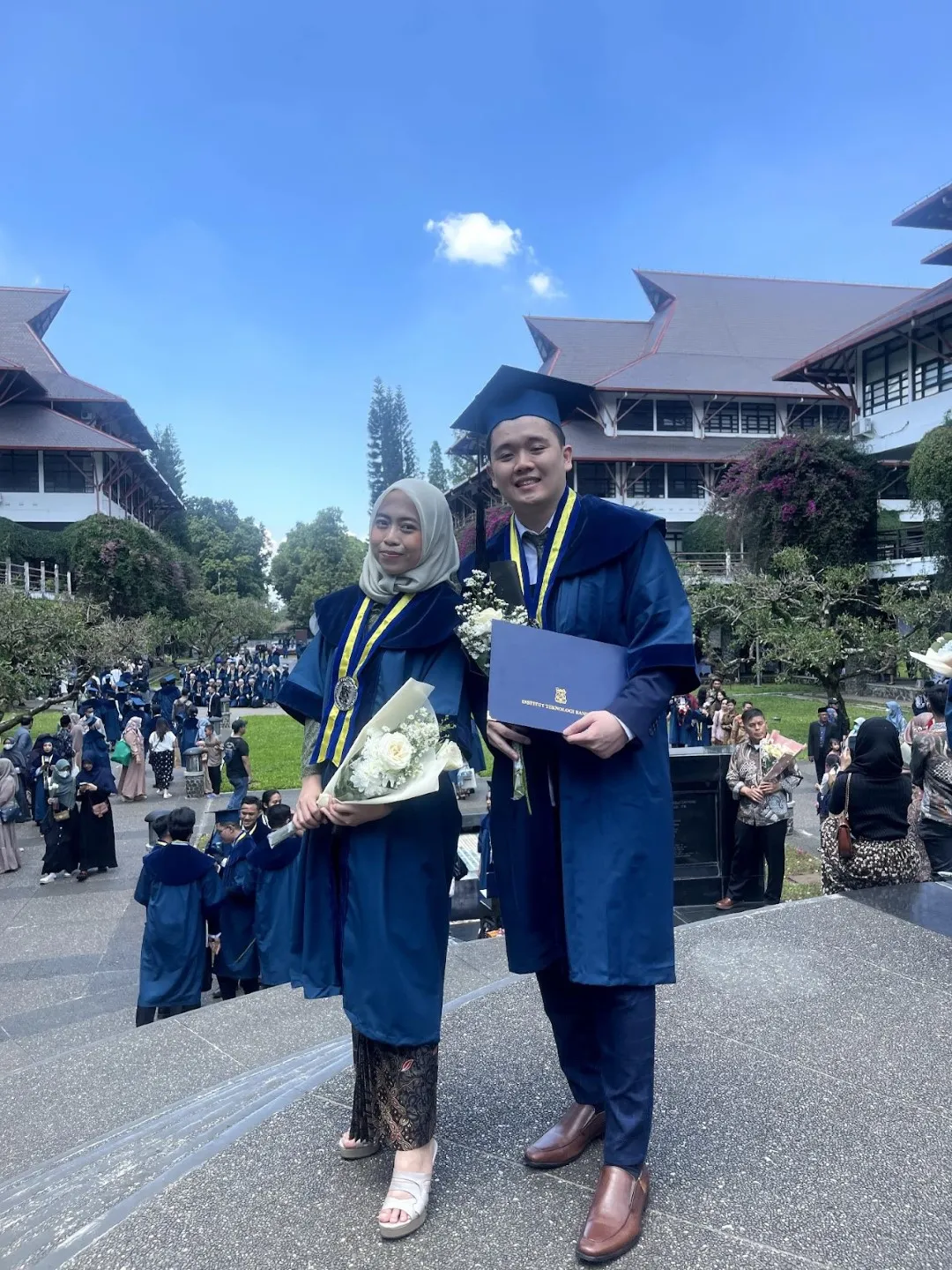 ITB Graduated 2,219 Graduates at the April 2023 Graduation